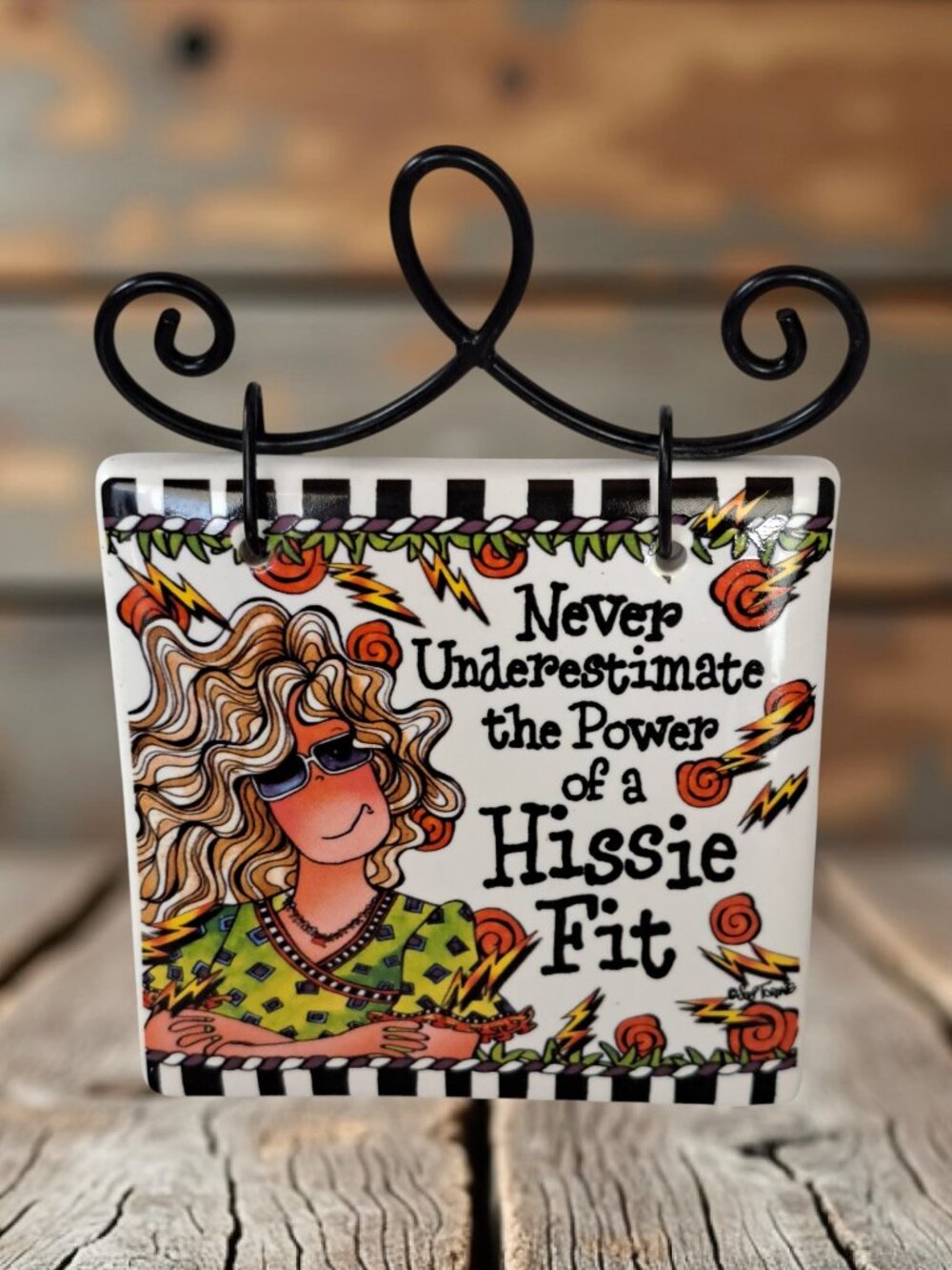 Suzy Toronto 4045332 HISSIE FIT Stoneware Wall Plaque, ENESCO